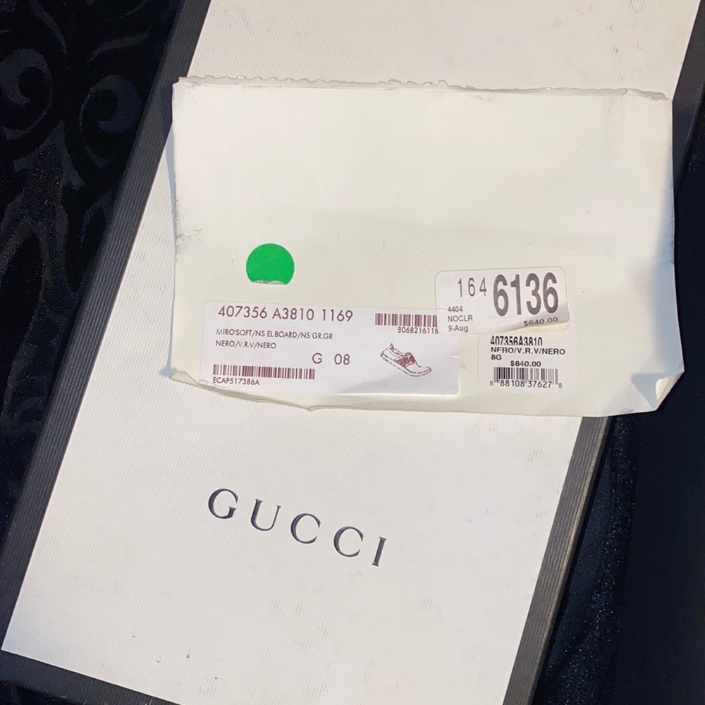 BLACK LEATHER GUCCI SLIP ON SHOE